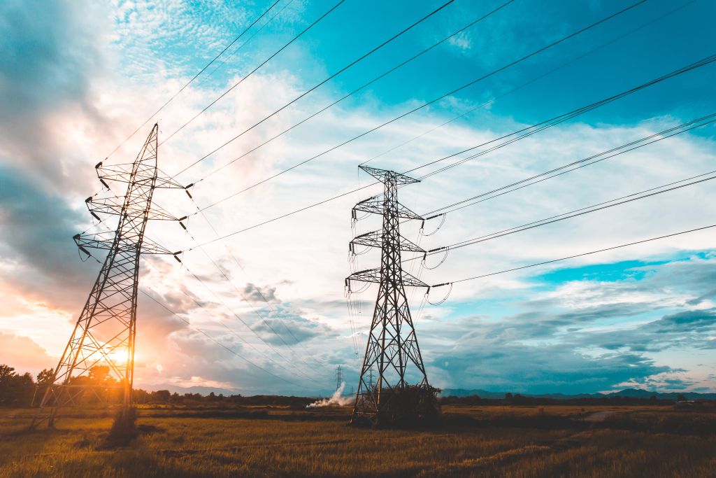 Unleashing the Power of Connectivity: Navigating the Landscape of 6G, Industrial IoT, and Industry 4.0 in the Cloud Era